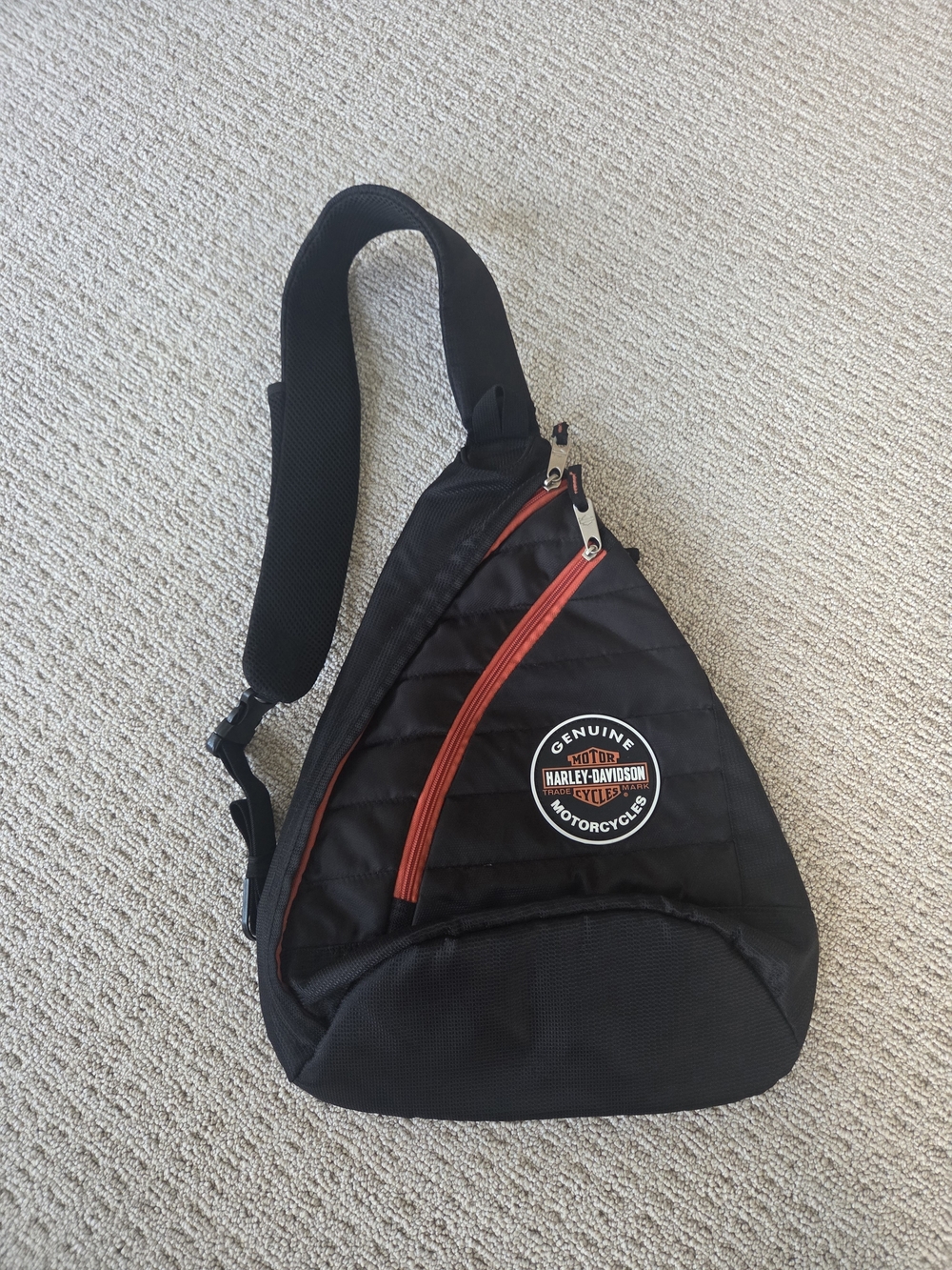 Harley-Davidson Black Sling Crossbody Bag with Red Accent